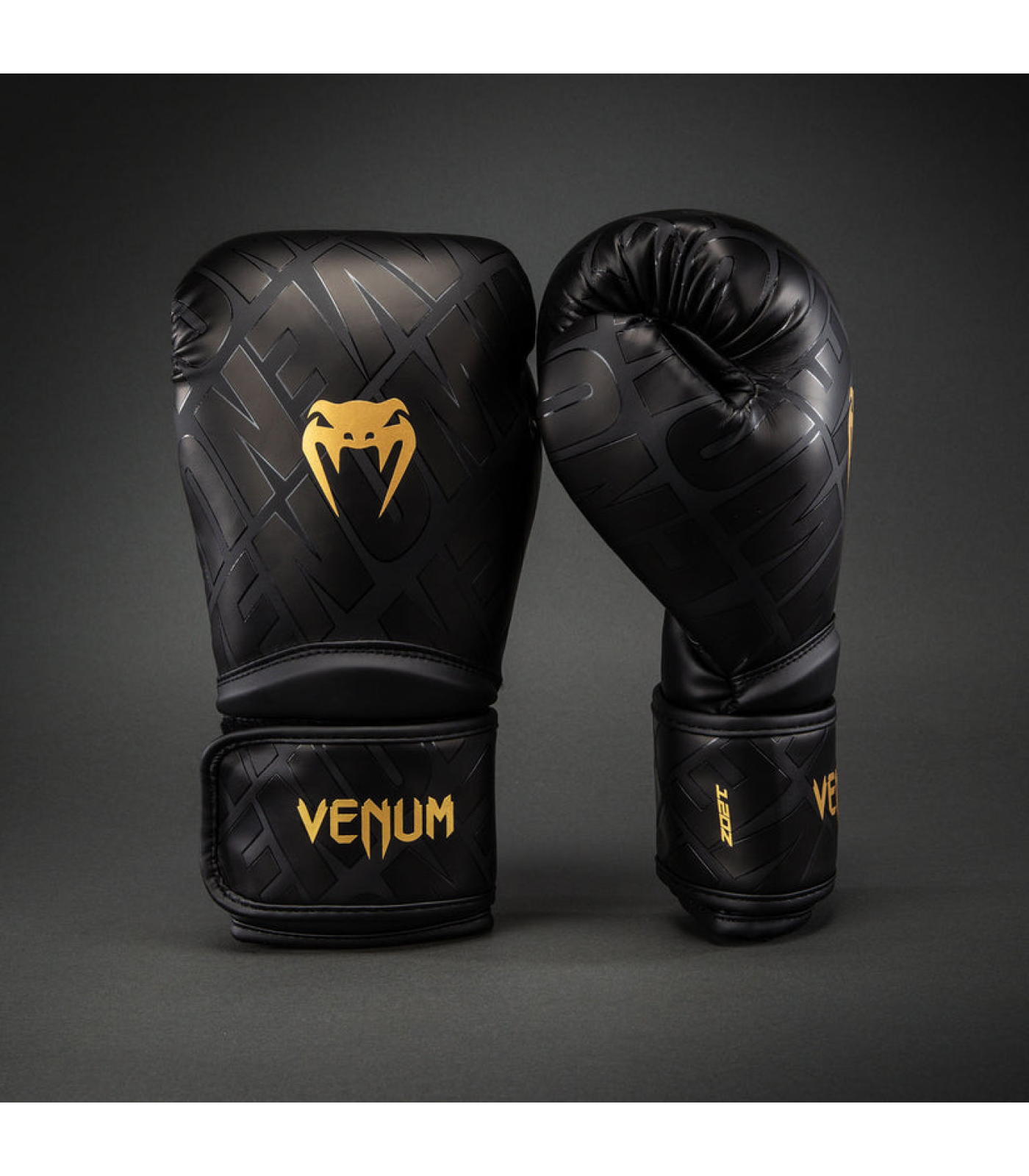 Боксови ръкавици - Venum Contender 1.5 XT 3D Boxing Gloves - Black/Gold​